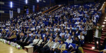 TMMOB Genel Kurulu başladı: Siyasetçiler ortak mücadele çağrısı yaptı