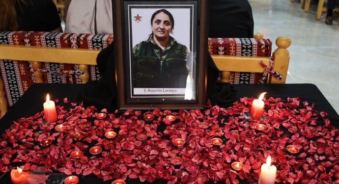 YPJ’li Nurcan Başak’ın taziyesi kitlesel ziyaret edildi