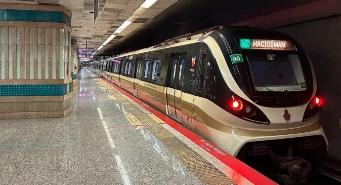 Valilikten İstanbul’da metro kısıtlaması