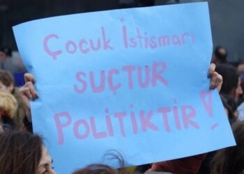 İstismara uğrayan 4 kardeş fail babaya teslim edildi