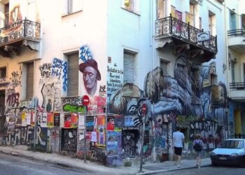 Atina’nın göbeğinde bir karşı kültür merkezi: Exarchia semtinin hikâyesi