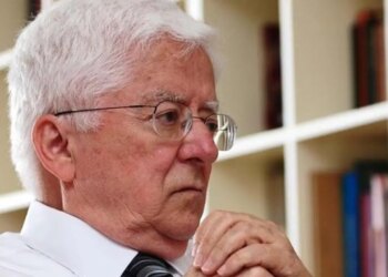Tarhan Erdem ölüm yıldönümünde anıldı