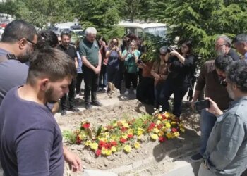 Bayram Balcı toprağa verildi: Bu yürüyüş bitmedi, devam ediyor