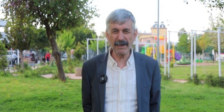 32 yıl sonra tahliye olan Mustafa Amutgan: Önderlik etrafında kenetlenelim