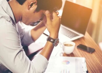 İş yerinde ‘hevesli’ görünmenin sinsi bedeli: Çalışkan personel cezalandırılıyor mu?