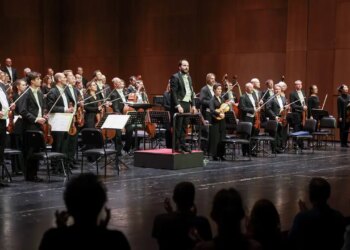 Viyana Senfoni ile doruğa çıkan festival fado konseri ile bitti