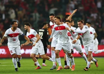 A Milliler 24 Yıl Sonra Sahneye Çıkıyor: İşte Muhtemel 11'ler