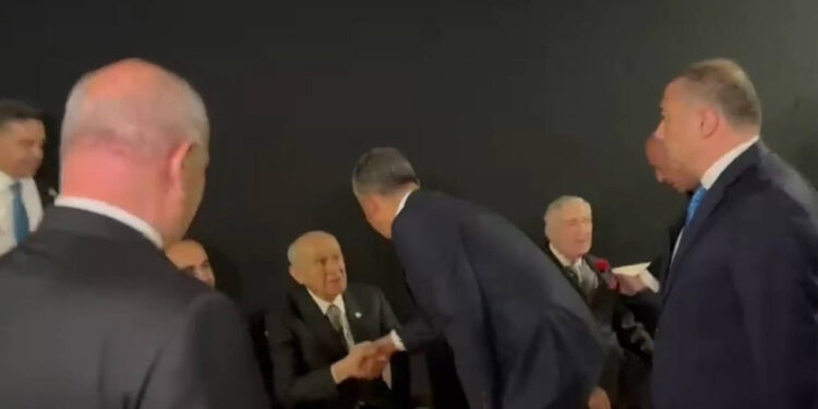 Bahçeli ve Özel Koç Holding Etkinliğinde Bir Araya Geldi