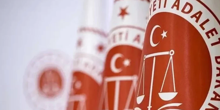 Bakan Gürlek Duyurdu: Adalet Bakanlığı'na 15 Bin Personel Alınacak