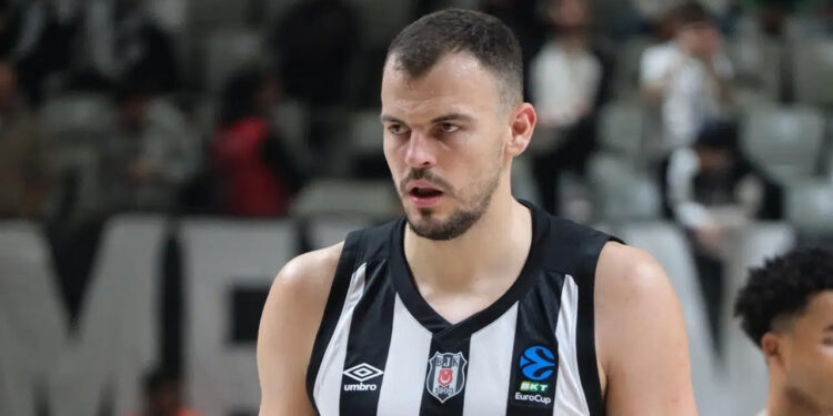 Beşiktaş Gain'de Ante Zizic Sezonu Kapattı