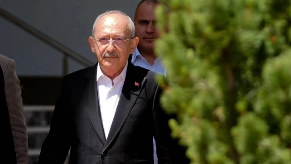 CHP'de Grup Toplantısı Gerilimi: Kılıçdaroğlu Cephesinden 'Kimse Bu Cüreti Gösteremez' Resti