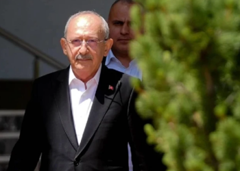 CHP'de Grup Toplantısı Gerilimi: Kılıçdaroğlu Cephesinden 'Kimse Bu Cüreti Gösteremez' Resti