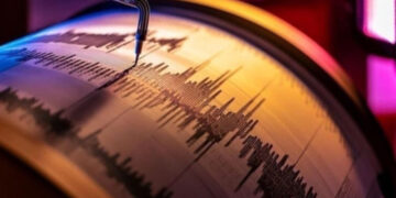 Endonezya'da 6.7 Büyüklüğünde Deprem