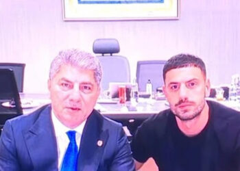 Hakan Safi Bombayı Patlattı: Merih Demiral ile Anlaştığını Duyurdu