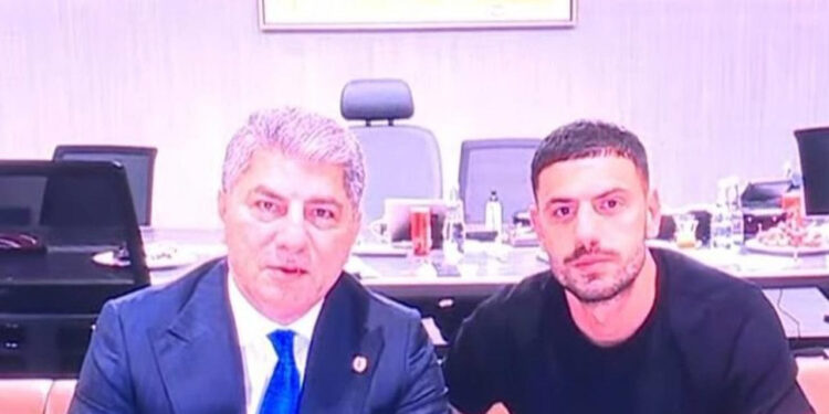 Hakan Safi Bombayı Patlattı: Merih Demiral ile Anlaştığını Duyurdu