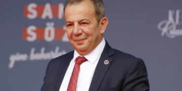 İhracı İstenmişti: Tanju Özcan İstifa Etti