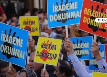 Merkez her şey yerel hiçbir şey