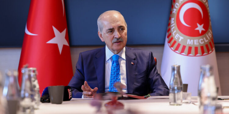 Numan Kurtulmuş Açıkladı: Salı Günü CHP Grubunda Kim Konuşacak? Kürsü Krizi Çözüldü mü?