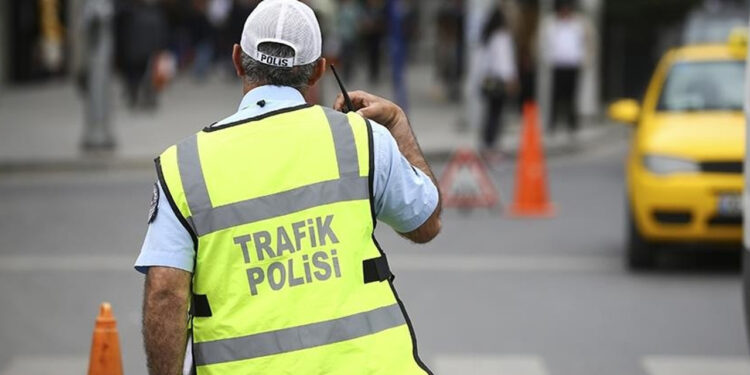 Sabah 06.00’da Başlayacak: Küçükçekmece’de Yarın Yollar Kapatılıyor
