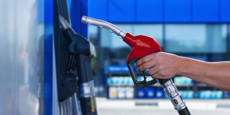 Salı Gününü Bekleyin: Brent Petrol Çakıldı, Motorine İndirim Kapıda