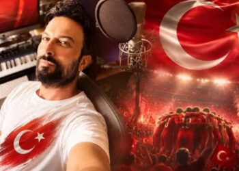 Tarkan Milli Takım'a Kendi Şarkı Sözüyle Sahip Çıktı