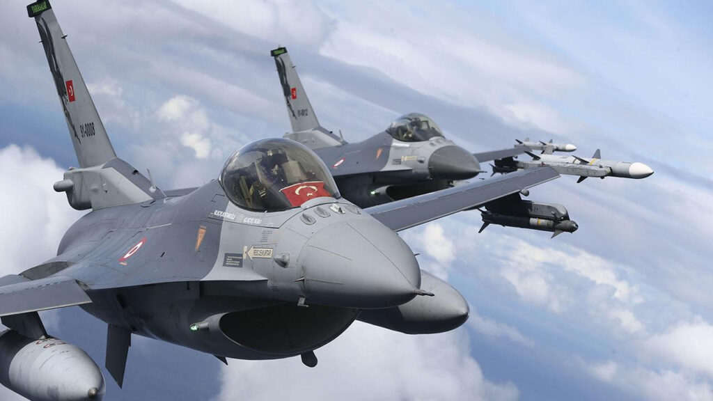 'Türk Savaş Uçakları Yunan Bakanı Taşıyan Uçağı Taciz Etti' İddiasına Yalanlama