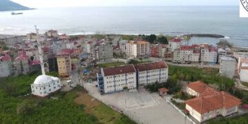 Giresun’da Kürt öğrenciye ırkçı saldırı: Sen Kürt’sün, burada okuyamazsın