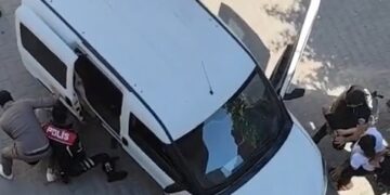 Amed’de polis şiddeti: İki kişi darp edilerek gözaltına alındı