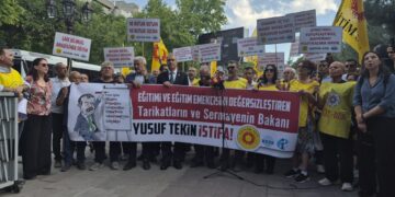 Eğitim Sen’den Yusuf Tekin’e istifa çağrısı: Laik ve bilimsel eğitim tasfiye ediliyor