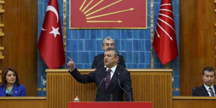 Özgür Özel: Grup toplantısında ben konuşacağım