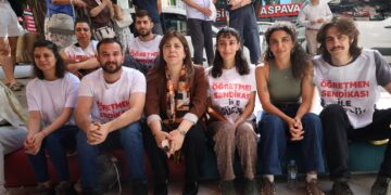 Beştaş’tan öğretmenlere destek: Mücadeleyi beraber yürüteceğiz