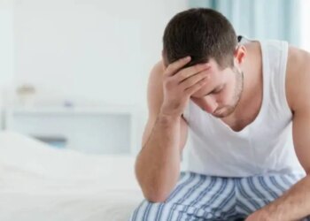 Yaşlılık veya stres deyip geçmeyin: İşte asla göz ardı edilmemesi gereken 5 kanser belirtisi
