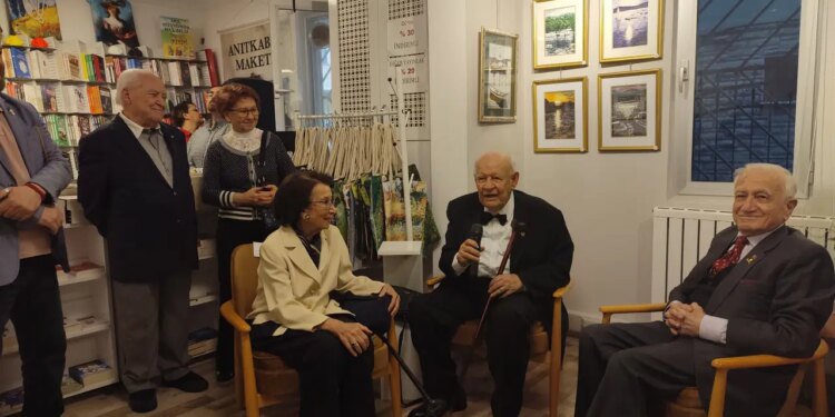 Ziya Gökalp Mülayim’in sulu boya eserleri sanatseverlerle buluştu
