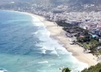 MGM açıkladı: Antalya, İzmir, Muğla… İşte 29 Haziran deniz suyu sıcaklıkları