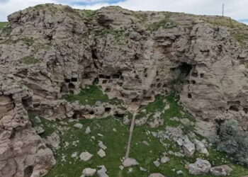 Sivas’taki 3 bin 200 yıllık ‘apartman’ zamana meydan okuyor