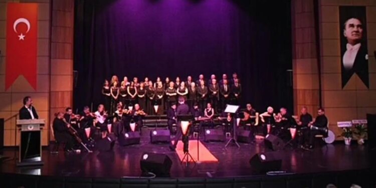 Samsun Musiki Cemiyeti’nin konseri dinleyicilerden tam not aldı: Karadeniz’de sanat