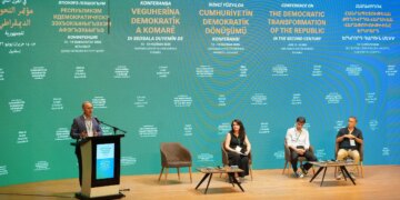 Konferansta 6’ncı oturum: Türkiye’de belirsizlik rejimi var