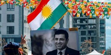 17 yaşındaki genç hakkında Demirtaş posteri soruşturması