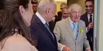 Rahmi Koç’un cinsiyetçi söylemlerine tepki: Özür dile