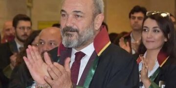 İzmir Barosu eski başkanı Özkan Yücel yaşamını yitirdi