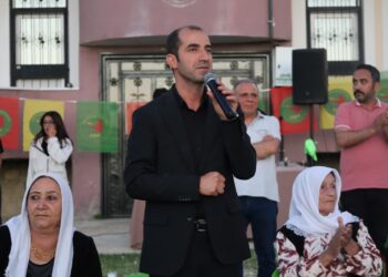 Keskin Bayındır Xaçort’ta konuştu: Artık adım atma sırası devlette