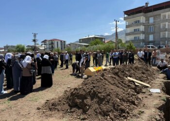 PKK’li Erol Kurt’un cenazesi 11 yıl sonra teslim edildi: Memleketinde toprağa verildi