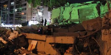 Venezuela’da 2 büyük deprem: Binlerce kişi öldü, binalar yıkıldı, uçuşlar iptal edildi