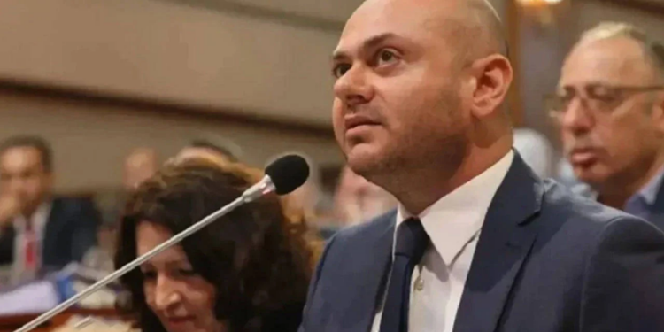 '15 Temmuz' Soruşturması: CHP'li Gencay Özcan Gözaltına Alındı