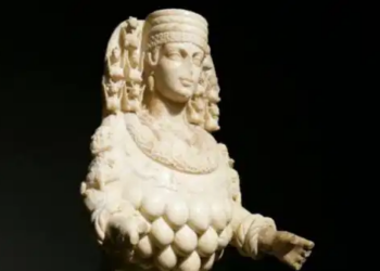Unutulmaktan korkup, Artemis Tapınağı’nı yakan Herostratus kimdir? Efes Antik Kenti’nin kundaklanma hikayesi…