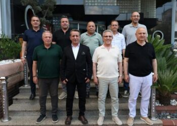 Aydın’da 10 belediye başkanı CHP’den istifa ederek YENİ Parti’ye geçti