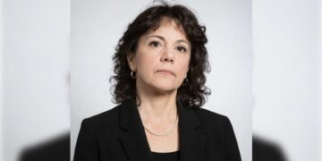İtalyan filozoftan sürece destek: Silah bırakma teslimiyet değil, diyalog çağrısıdır