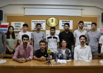 DEM Parti Gençlik Meclisi, alıkonulan Fırat Kovan için basın toplantısı düzenledi