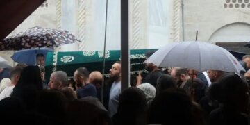 Direncan Aykol İstanbul’da defnedildi
