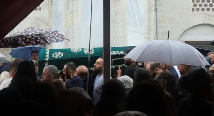 Direncan Aykol İstanbul’da defnedildi